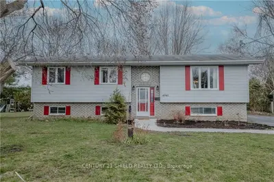 4941 Desjardins Street, South Glengarry, On K0c 1s0