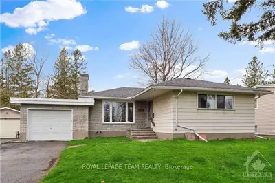 1678 Fisher Avenue, Cityview - Parkwoods Hills - Rideau Shore, On K2c 1x7