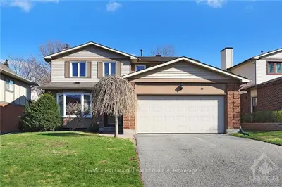 80 Hawk Crescent, Hunt Club - Windsor Park Village And Area, On K1v 9g7