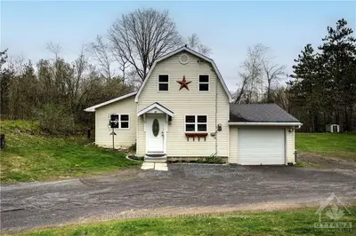 63 South Street, Lanark Highlands, On K0g 1k0