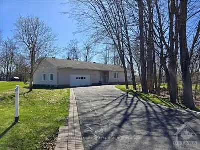 221 Sophie Street, Clarence-rockland, On K4k 1k7