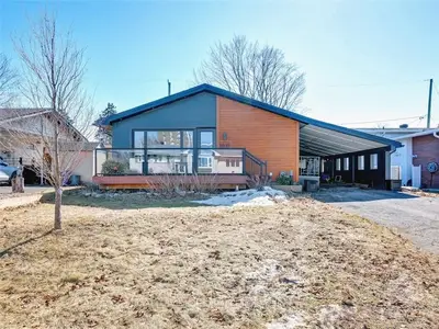 1820 ARIZONA Avenue, Alta Vista and Area, ON K1H 6Z6
