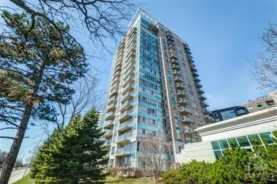 70 LANDRY Street 1703, Vanier and Kingsview Park, ON K1L 0A8