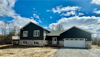394 Craig Road, North Grenville, On K0a 1g0