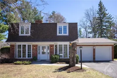 62 GLENDENNING Drive, South of Baseline to Knoxdale, ON K2H 7Y9