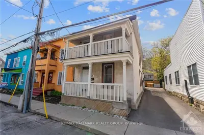 56 Barrette Street, Vanier And Kingsview Park, On K1l 8a5