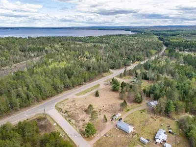 4039 Round Lake Road, Killaloe, Hagarty And Richards, On K0j 2a0