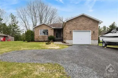 144 Levis Street, Clarence-rockland, On K0a 1e0
