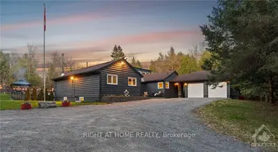 878 Ramsay 5 Concession 5a Road, Mississippi Mills, On K7c 3p1