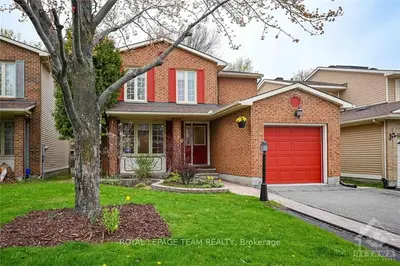 16 Wildbriar Way, South Of Baseline To Knoxdale, On K2g 5b4