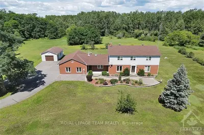 211 French Settlement Road, North Grenville, On K0g 1j0