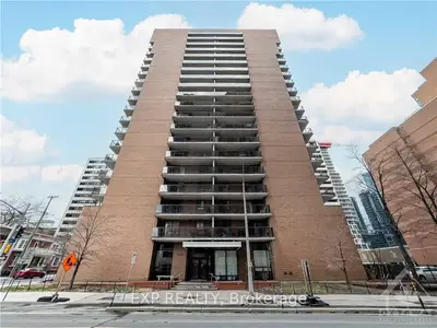 475 Laurier Avenue 1001, Ottawa Centre, On K1r 7x1