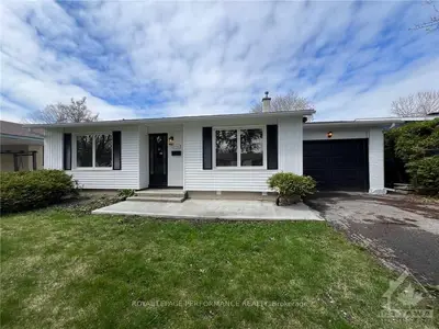 2160 Blue Jay Crescent, Beacon Hill North - South And Area, On K1j 6b1