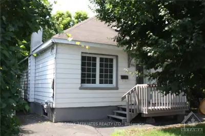 396 Marguerite Avenue, Vanier And Kingsview Park, On K1l 7w6