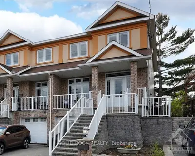 1012 Pinecrest Road A, Britannia Heights - Queensway Terrace N And Area, On K2b 6b5