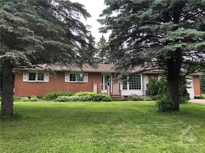 6300 Rothbourne Road, Carp - Huntley Ward, On K0a 1l0