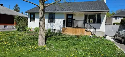 1283 Christine Avenue A, Carlington - Central Park, On K1z 8b7