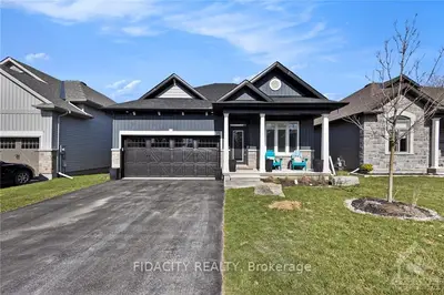 210 Blackhorse Drive, North Grenville, On K0g 1j0