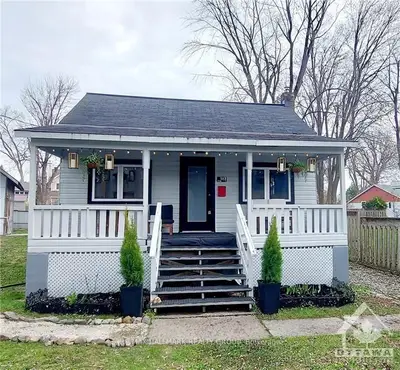 183 Kehoe Street, Britannia - Lincoln Heights And Area, On K2b 6a6