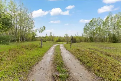 3612 Beachburg Road, Whitewater Region, On K8a 5m9