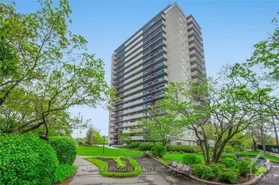 158c Mcarthur Avenue 508, Vanier And Kingsview Park, On K1l 6a9