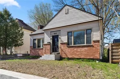 944 Pembroke Street W, Pembroke, On K8a 5p8