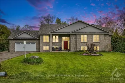 6468 Greely West Drive, Greely - Metcalfe - Osgoode - Vernon And Area, On K4p 1e8