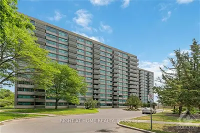 555 Brittany Drive 616, Manor Park - Cardinal Glen And Area, On K1k 4c5