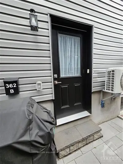 362b Fullerton Avenue, Overbrook - Castleheights And Area, On K1k 1k1