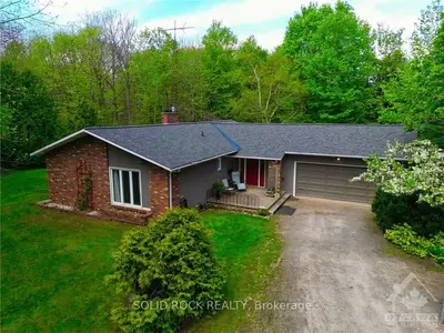 9 Colborne Street, Rideau Lakes, On K0g 1v0