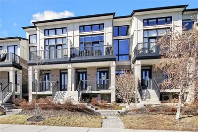 125 Poplin Street, Blossom Park - Airport And Area, On K4m 0g7