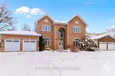 6472 Beausejour Drive, Orleans - Convent Glen And Area, On K1c 6v5