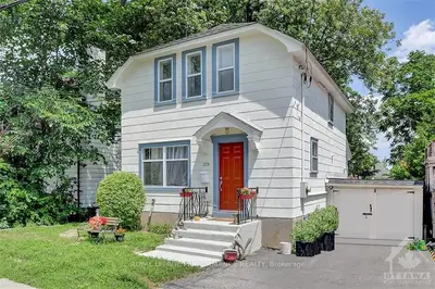379 MAIN Street, Glebe - Ottawa East and Area, ON K1S 1E2