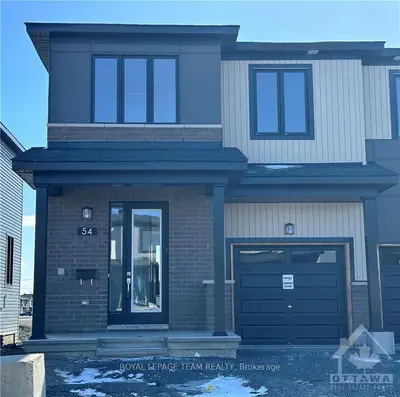 54 Chemin De Jargeau Road, Orleans - Convent Glen And Area, On K1c 1t1