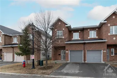 991 Torovin, Cyrville - Carson Grove - Pineview, On K1b 0a6