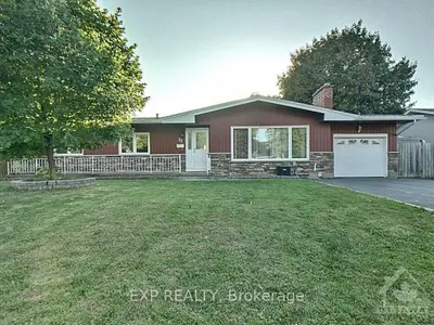 11 Bassano Street, Meadowlands - Crestview And Area, On K2g 1l4
