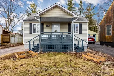 233 Crerar Avenue, Carlington - Central Park, On K1z 7p4