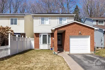 780 Harlequin Crescent, Orleans - Cumberland And Area, On K1e 2p3