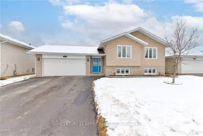 48 Oak Avenue, Petawawa, On K8h 3s4