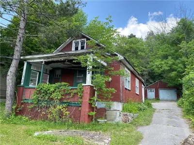 243 Bonnechere Street, Bonnechere Valley, On K0j 1t0
