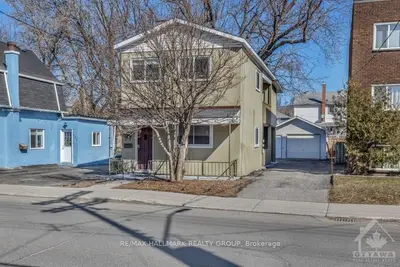 129 Marier Avenue, Vanier And Kingsview Park, On K1l 5r9