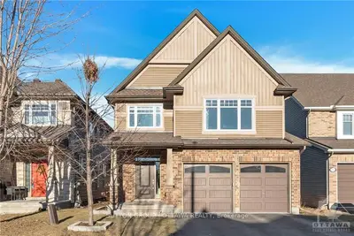 708 Willowmere Way, Blossom Park - Airport And Area, On K1t 0l6