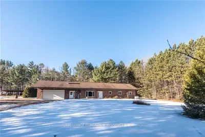 34623b 17, Laurentian Hills, On K0j 1p0