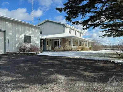 116 Kitley 3 Line, Elizabethtown-kitley, On K0e 1y0