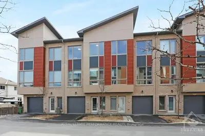 705 Terravita, Hunt Club - Windsor Park Village And Area, On K1v 2s1