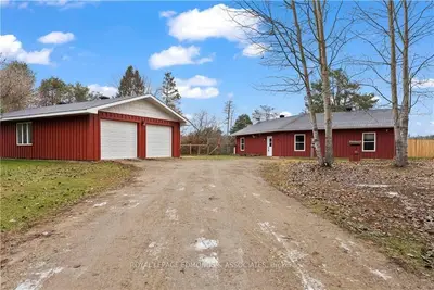 828 Orin Road, Whitewater Region, On K7v 3z6