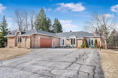 4 Charlebois Street, Alfred And Plantagenet, On K0b 1a0