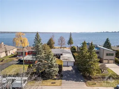 85 Grandview Road, Crystal Bay - Rocky Point - Bayshore, On K2h 8b7