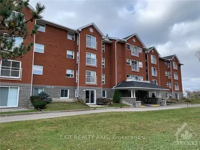 274 Ormond Street 109, Brockville, On K6v 6z7