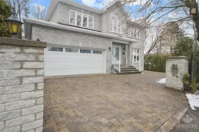 3128 Southmore Drive, Billings Bridge - Riverside Park And Area, On K1v 6z7